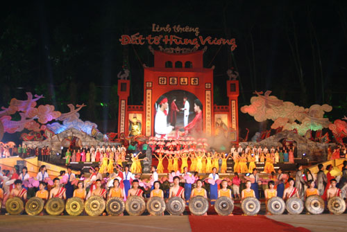 Nhiều nét mới tại Lễ hội Đền Hùng 2016