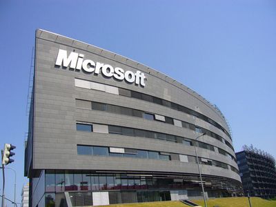 Đã có 270 triệu người dùng Windows 10