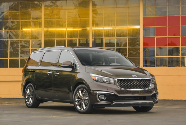 Kia Sedona: &quot;Chiếc xe nên cầm lái 2016&quot;