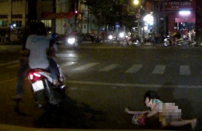 Lượn lờ lúc rạng sáng để cướp tài sản