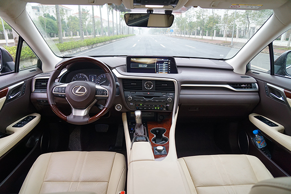 Lexus RX350 1.JPG