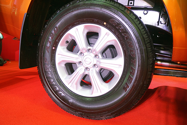 Nissan Navara 11.JPG