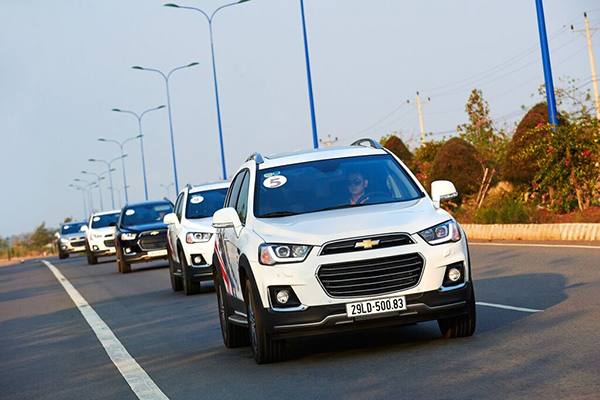 Chevrolet Captiva Revv 2016: Hoàn thiện hơn