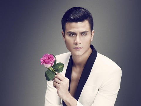 Vĩnh Thụy gây sốt khi đảm nhận vai trò Host tại The Face mùa đầu