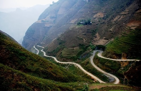 Đèo Thung Khe- Hòa Bình.