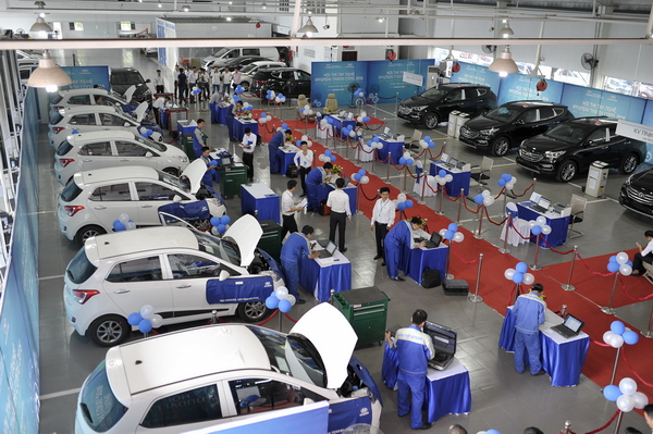32 đại lý Hyundai thi tay nghề