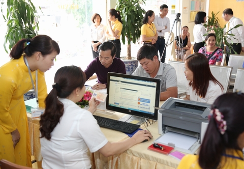 Cấp đổi giấy phép lái xe tại tất cả các Bưu điện trên toàn quốc