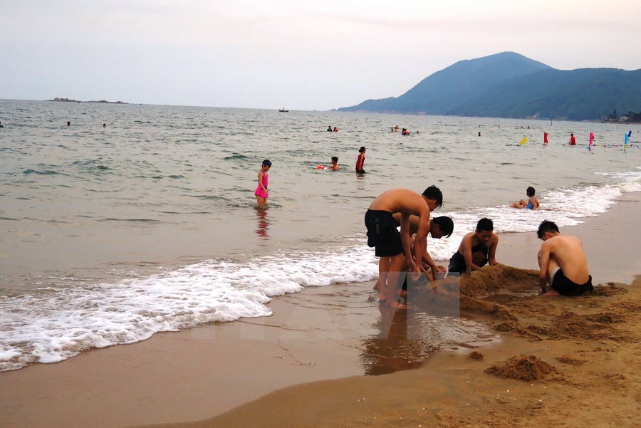 tắm biển