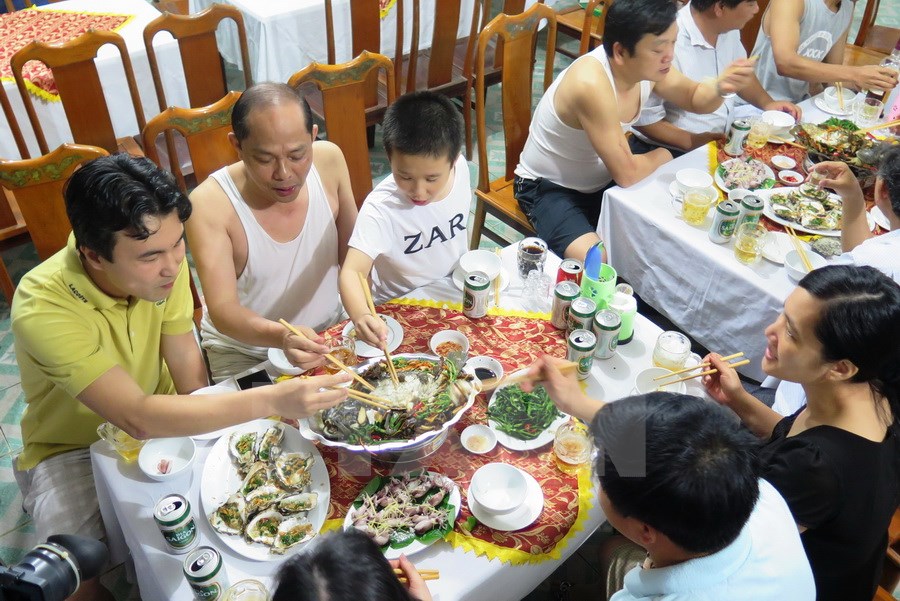 tắm biển