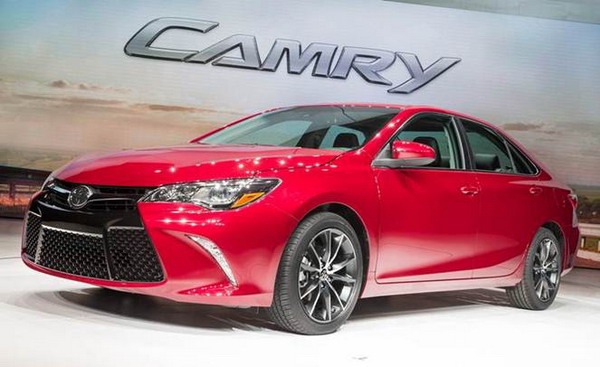 Camry độc chiếm top 10 xe du lịch bán chạy nhất tại Mỹ năm 2016