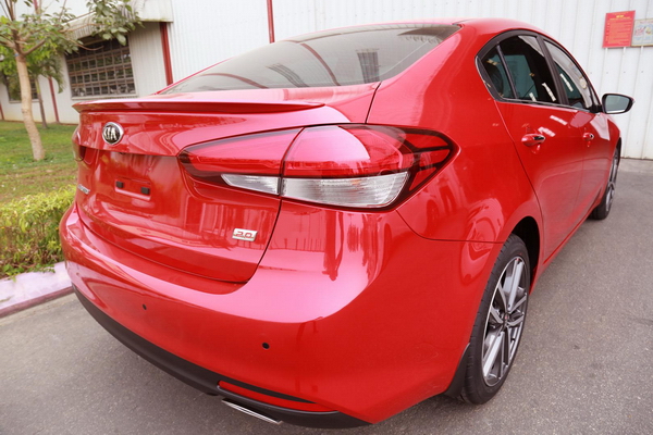 Kia Cerato_7_resize.JPG