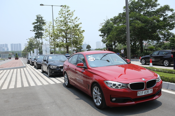 BMW_4_resize.JPG