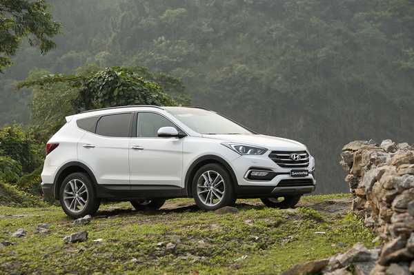 Hyundai Santa Fe 2016 có gì mới?