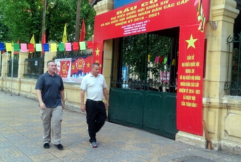 Hà Nội rộn ràng không khí bầu cử Quốc hội và Hội đồng nhân dân