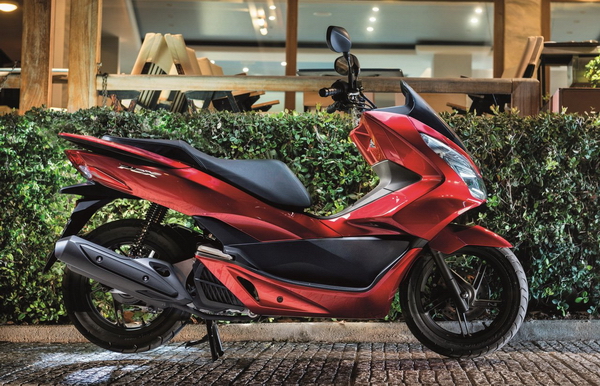 Honda PCX 2017_resize.jpg
