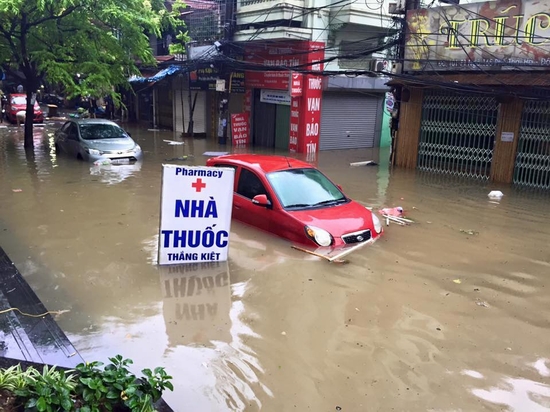 Hà Nội lụt do lũ tiểu mãn