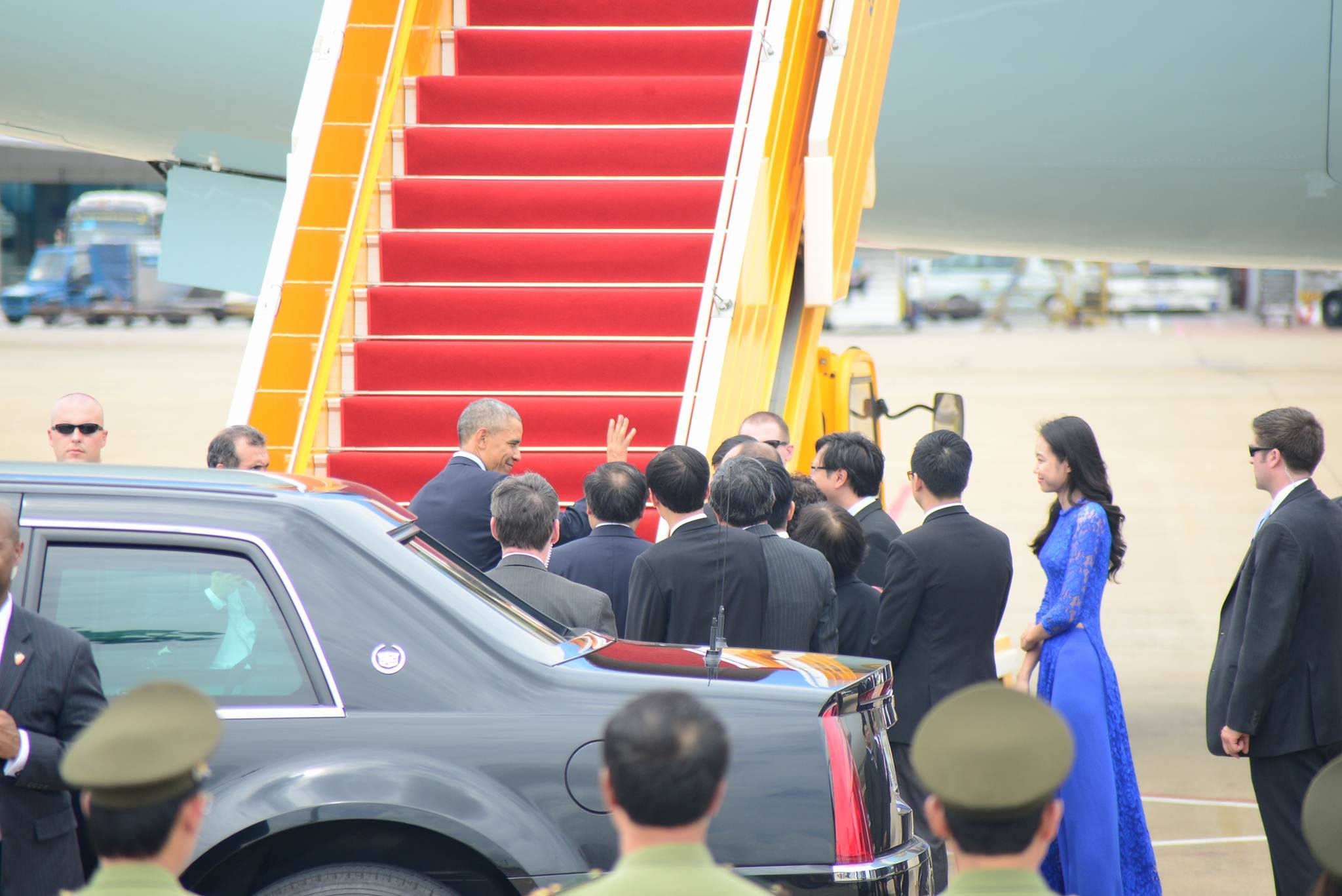 Tổng thống Obama chuẩn bị lên máy bay