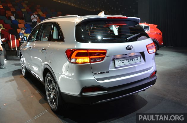 2016-Kia-Sorento 1.jpg