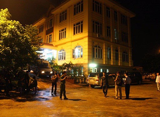 Đại gia Minh 'sâm' cùng vợ chồng con gái sắp hầu toà