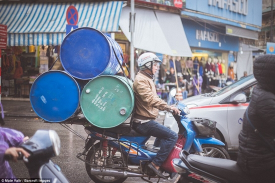 hay thậm chí là cả