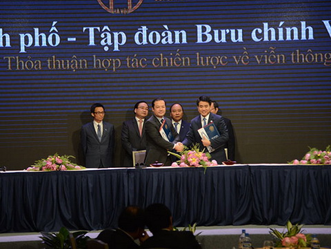Hà Nội chọn ký hợp tác chiến lược về viễn thông và CNTT với VNPT