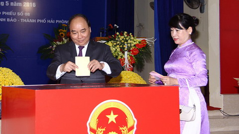 100 Uỷ viên Trung ương Đảng trúng đại biểu Quốc hội đều trong dự kiến