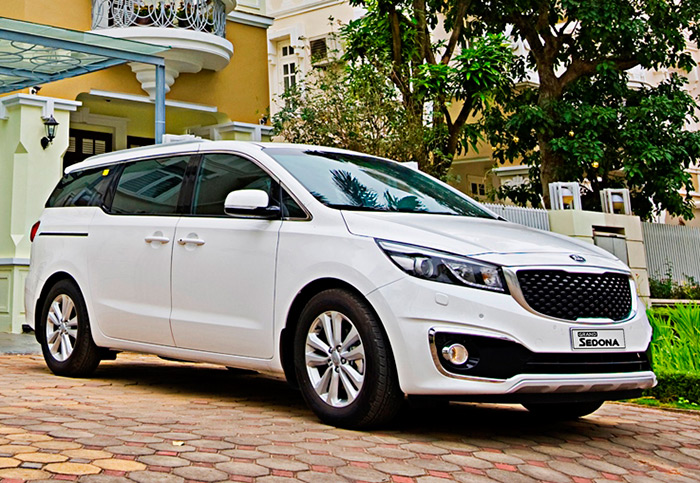 Kia-Sedona-1.jpg