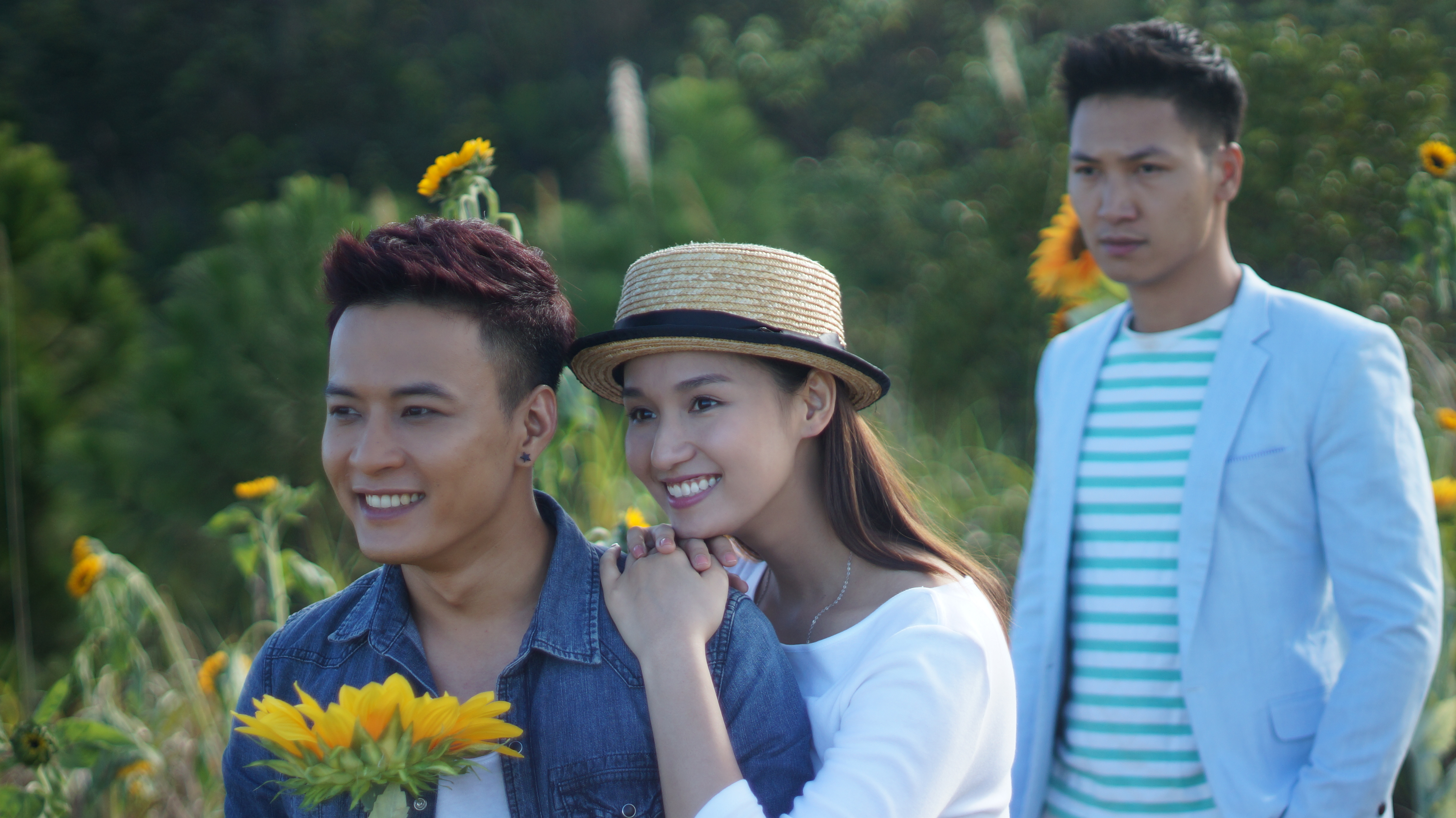 Lã Thanh Huyền vướng tình tay ba