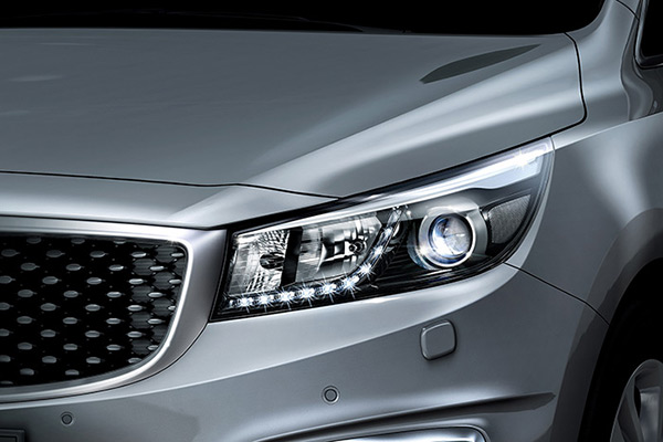 Kia-Sedona4.jpg