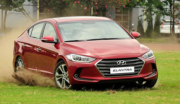 Hyundai Elantra 2016 về Việt Nam