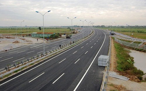 Tăng cường vốn nhà nước trong các dự án giao thông