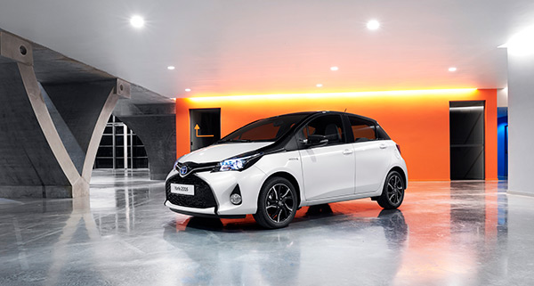 Toyota-Yaris_07.jpg