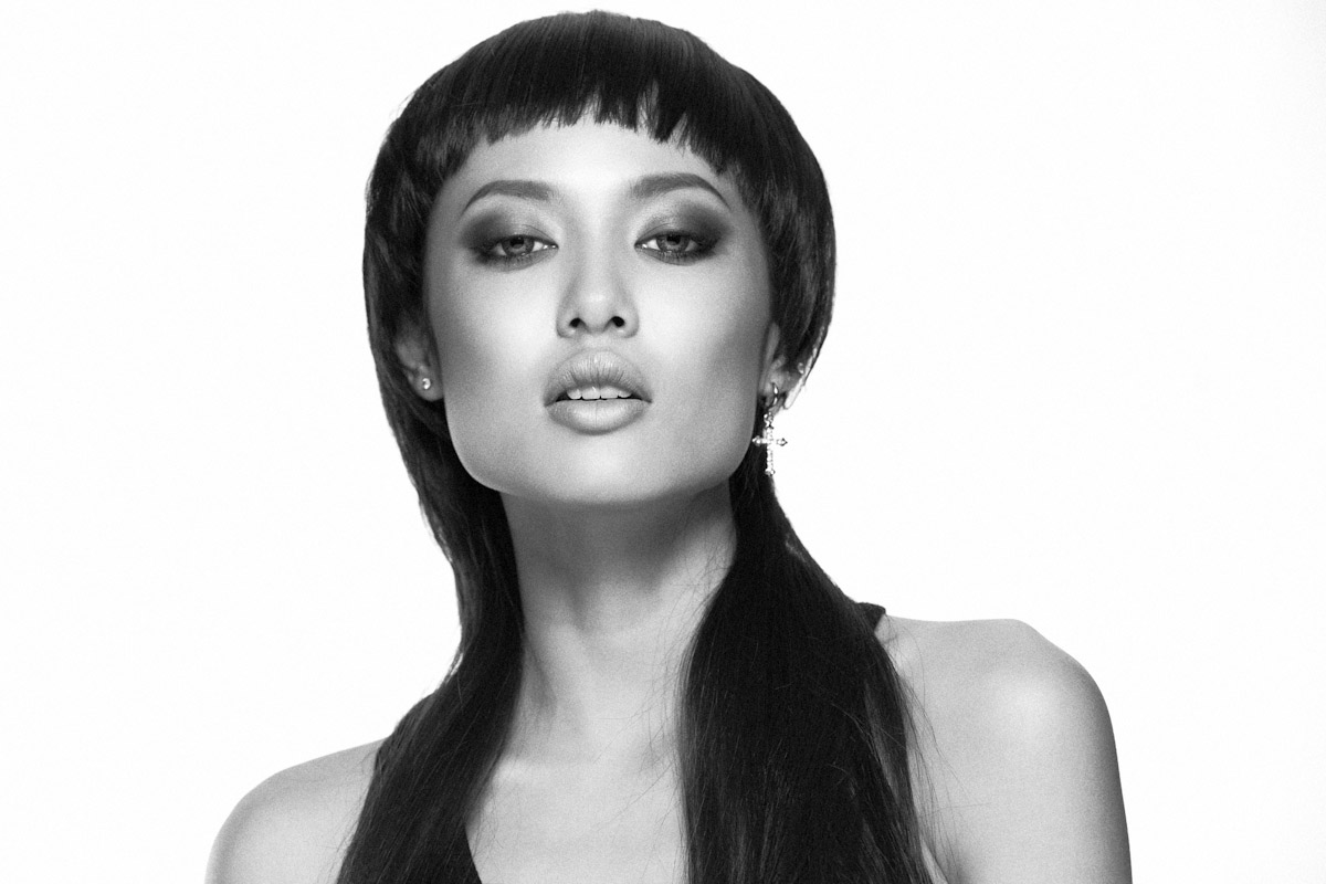 Điều ít biết về hotgirl &quot;nấm lùn&quot; 1m54 của Next Top Model