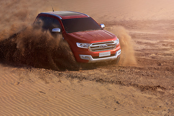 Giá xe Ford tháng 4 giảm tới 60 triệu đồng