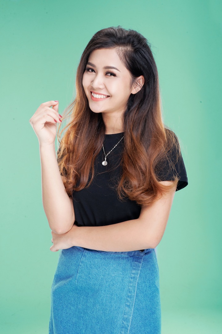 Ngay từ Vòng thử giọng, giọng hát cũng như phong cách trình diễn của Y Lux đã khiến nữ giám khảo Thu Minh rời khỏi ghế nóng khi cô gái dân tộc Bana này thể hiện bản hit “Destiny” của Hà Hồ. Từ sự e ngại và rụt rè khi lần đầu thử sức ở sân chơi lớn, Y Lux đã chứng minh cho ban giám khảo thấy, chính tư duy âm nhạc hiện đại, giọng hát nồng ấm đầy cảm xúc, cũng như tiềm năng phát triển về đường dài đã đưa cô gái Bana đến với vị trí top 12 đầy thuyết phục.