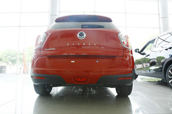 SsangYong-Tivoli-2016-1.jpg