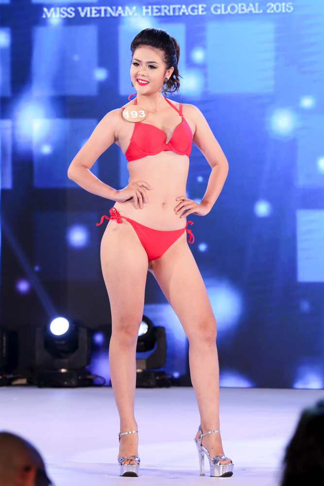 SBD 193 - Hồ Nguyễn Ngọc Như: SN 1996, đến từ TP Hồ Chí Minh, cao 1m72, cân nặng 62kg, số đo 3 vòng: 88-66-94