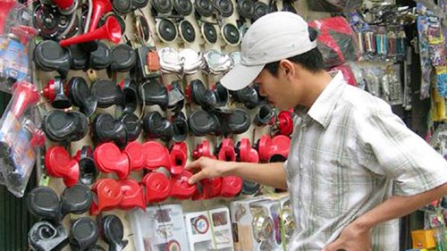 Loạn còi hơi sai quy cách