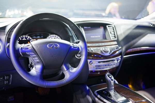 Infiniti_10_resize.jpg
