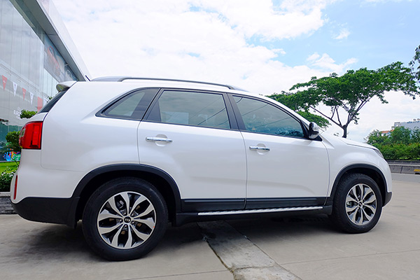 Kia-Sorento-2.jpg