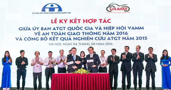 Lễ ký kết hợp tác về An toàn giao thông giữa Ủy ban ATGT Quốc Gia và VAMM