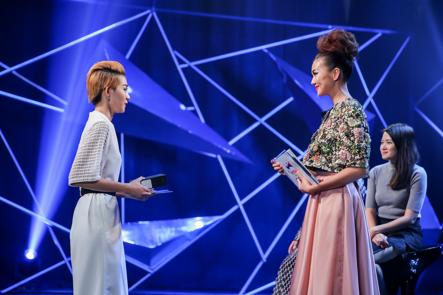Vì sao Kim Nhã &quot;tròn mắt&quot; khi chiến thắng tập 5 Next Top Model?