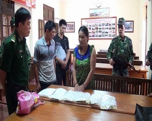 Lạng Sơn: Bắt vụ vận chuyển 6 kg ma tuý đá