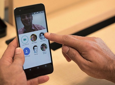 Khám phá đối thủ đáng gờm của Skype và Facebook Messenger
