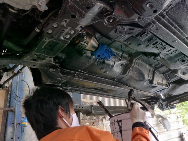 3 bộ phận xe cần chăm sóc trong mùa mưa