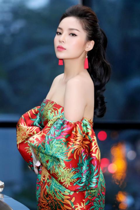 Hoa hậu Kỳ Duyên bị 