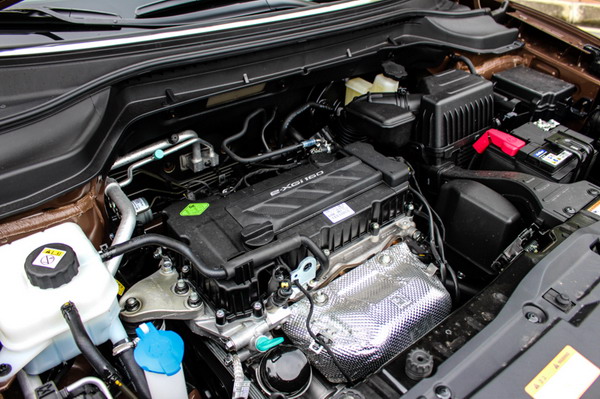 SsangYong Tivoli_34_resize.jpg