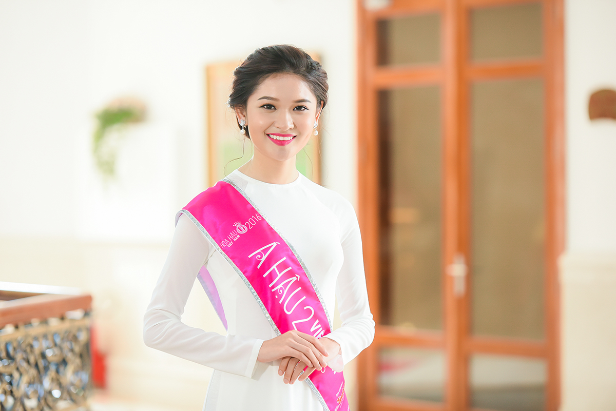 Á hậu 2 Thùy Dung