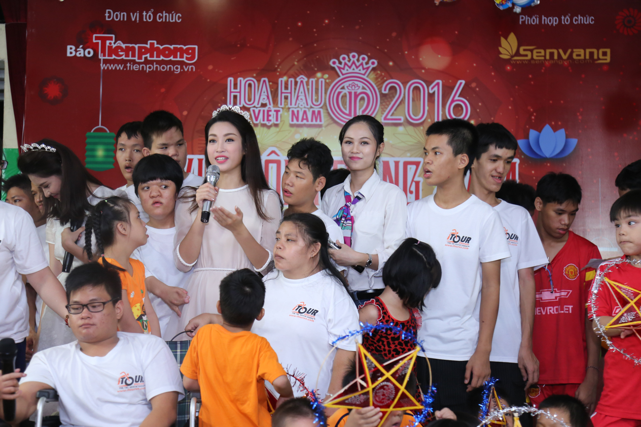 Hành trình nhân ái của HHVN vẫn còn dài, không chỉ đến với Trung tâm nuôi dưỡng bảo trợ trẻ em Gò Vấp, Top 3 HHVN 2016 sẽ còn có nhiều chương trình từ thiện dành cho cộng đồng, xã hội.