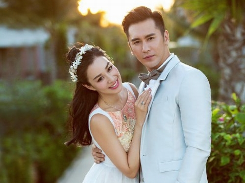 Chung Lệ Đề lên xe hoa lần 3 với &quot;phi công&quot; kém 12 tuổi